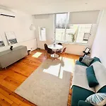 The Saraiva House - No 1E - Beautiful Two-Bedroom Apartment